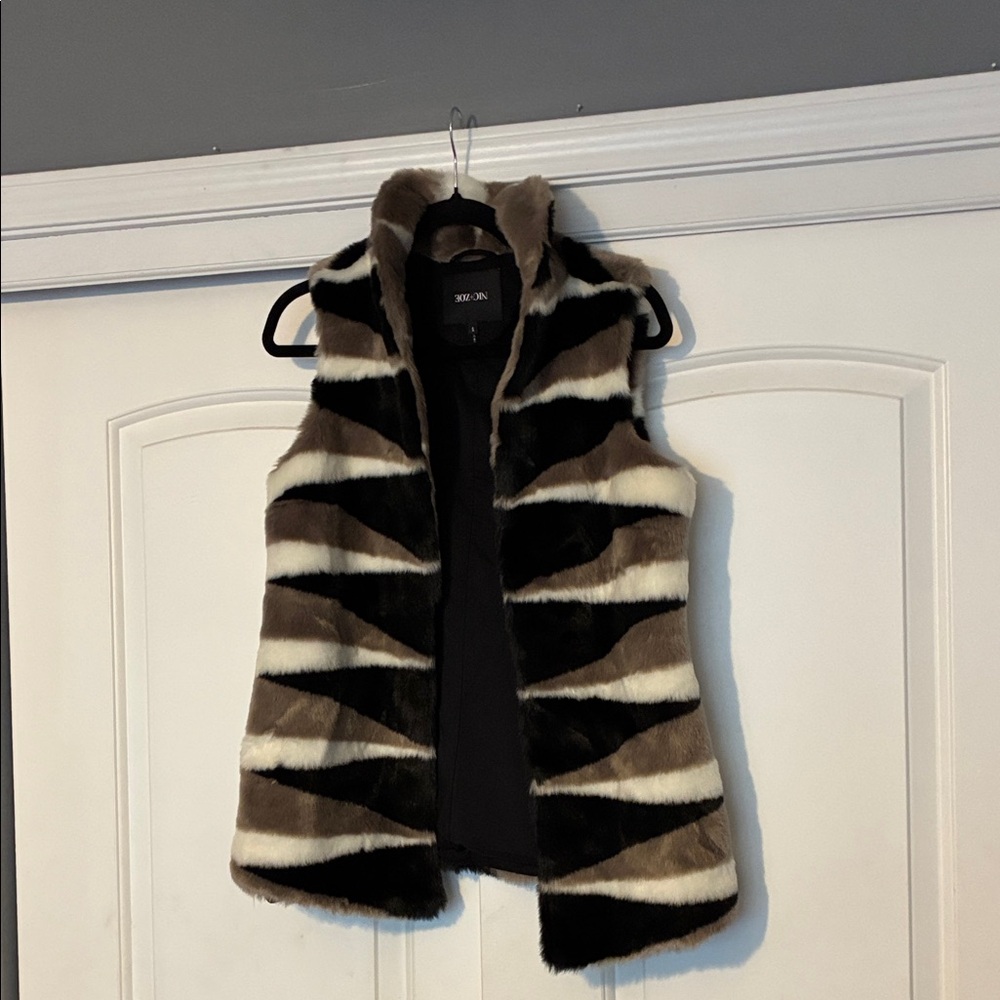 NIC+ZOE Brown and Black Faux Fur Vest